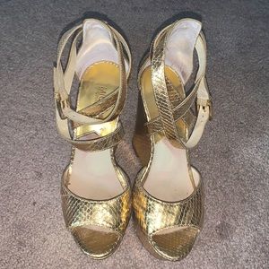 Michael kors gold wedge